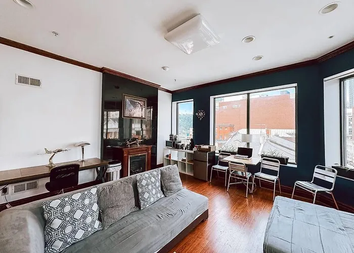 Aparthotel Stay Pittsburgh 3*